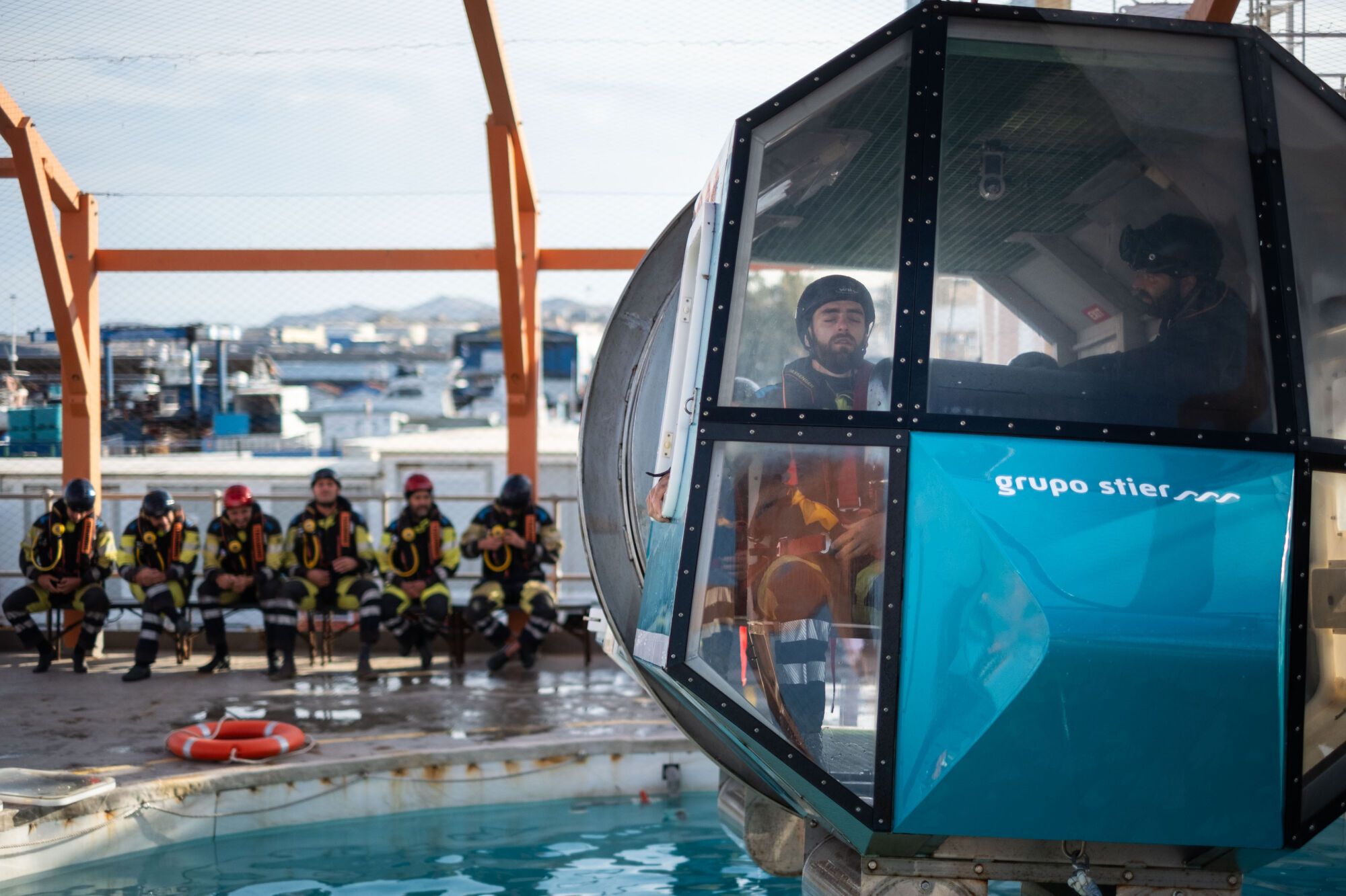 Curso de formación del EIRIF en amerizajes de helicópteros