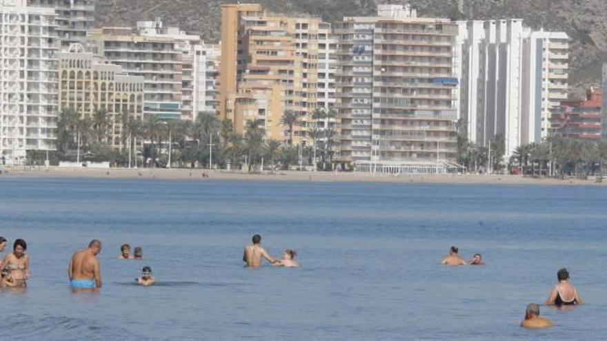 La Universitat sugiere a Cullera   que mejore la atención al turista