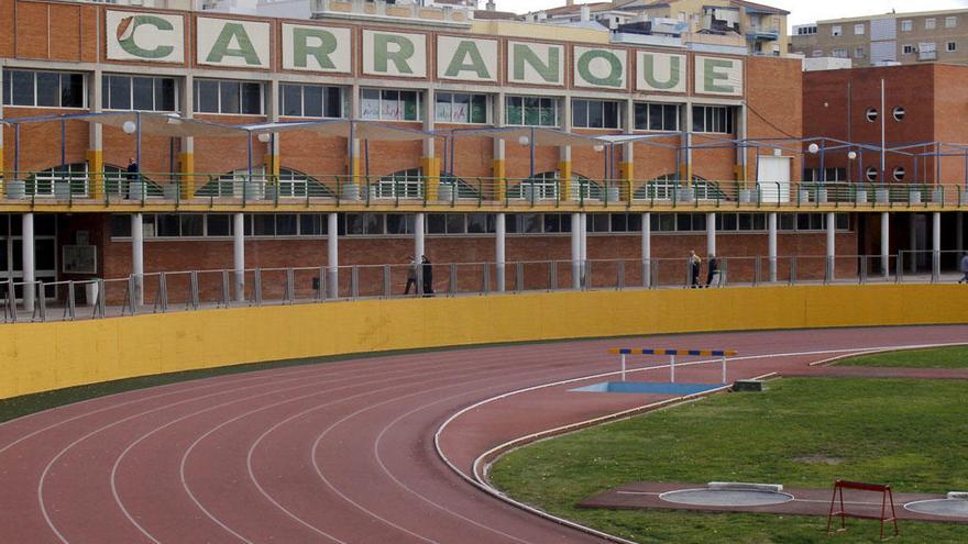 El pabellón de Carranque tendrá una mejora considerable con el cambio del parqué.