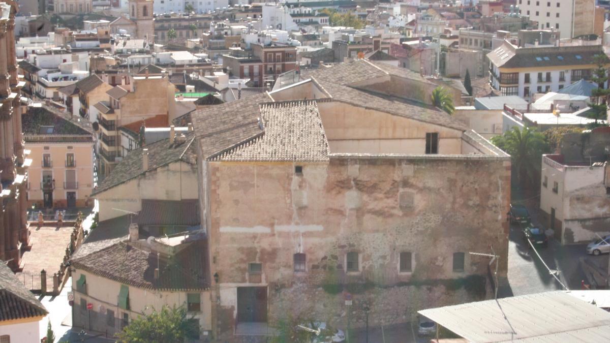 Vista panorámica de la vieja cárcel y de su entorno desde lo más alto del barrio de Santa María.