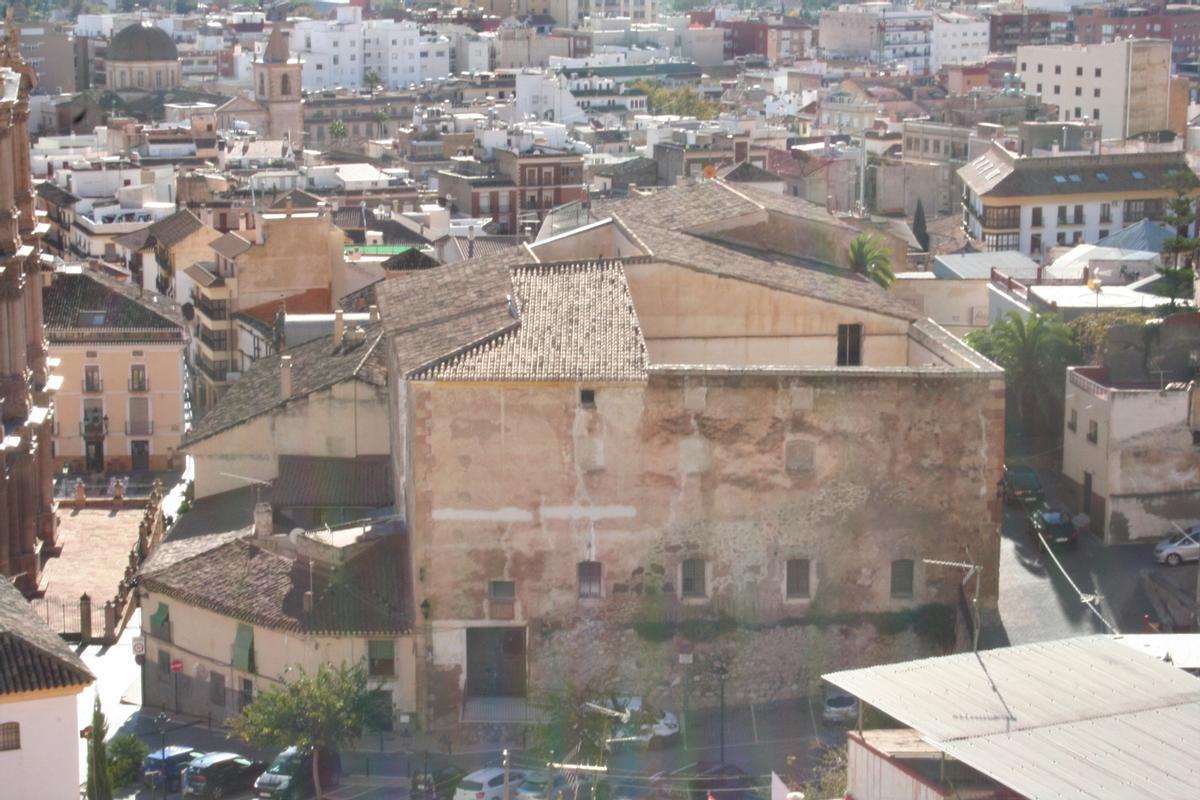 Vista panorámica de la vieja cárcel y de su entorno desde lo más alto del barrio de Santa María.