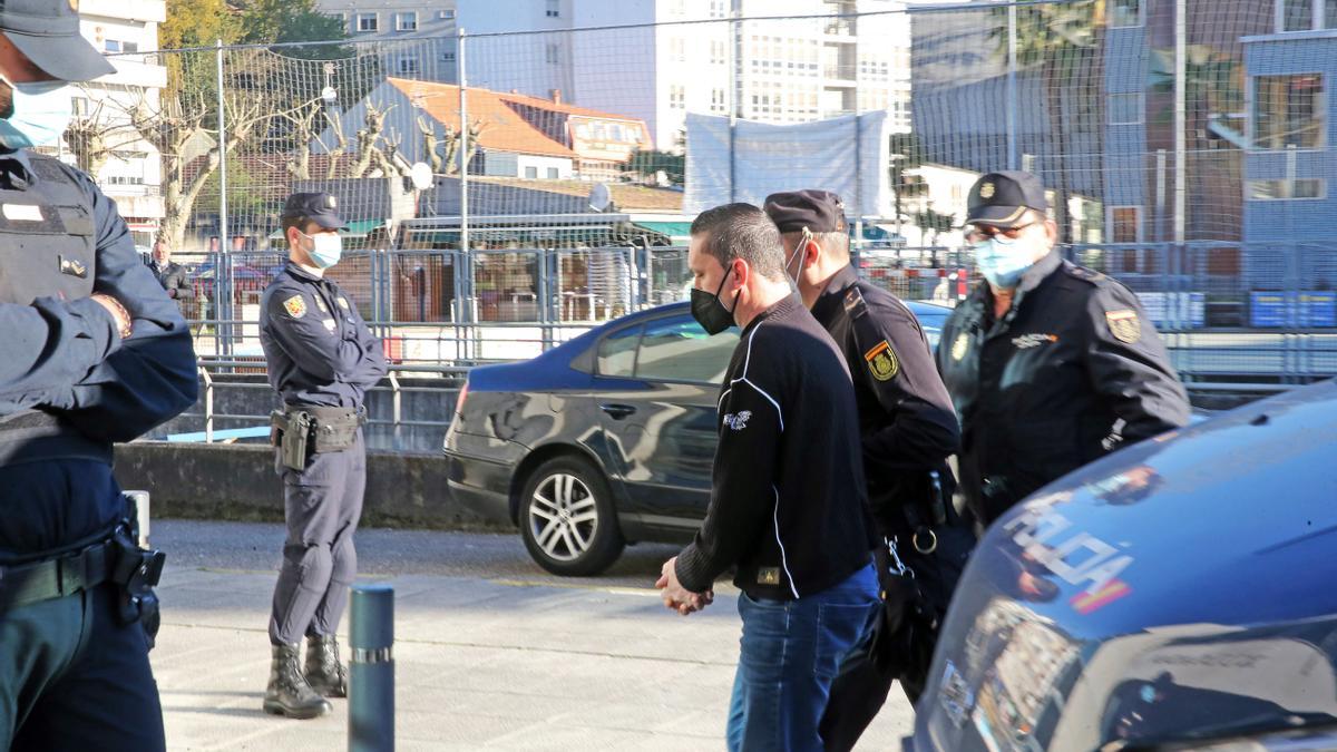 &quot;Matanzas&quot;, entrando este miércoles en los juzgados de Redondela.