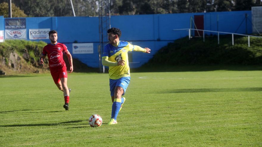 Un tanto de Álex decide el derbi