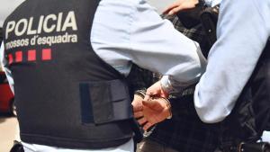 Una detención de los Mossos dEsquadra