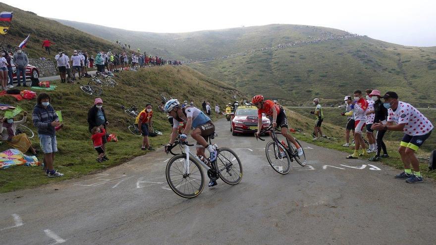 Pogacar recupera tiempo en la primera jornada de montaña