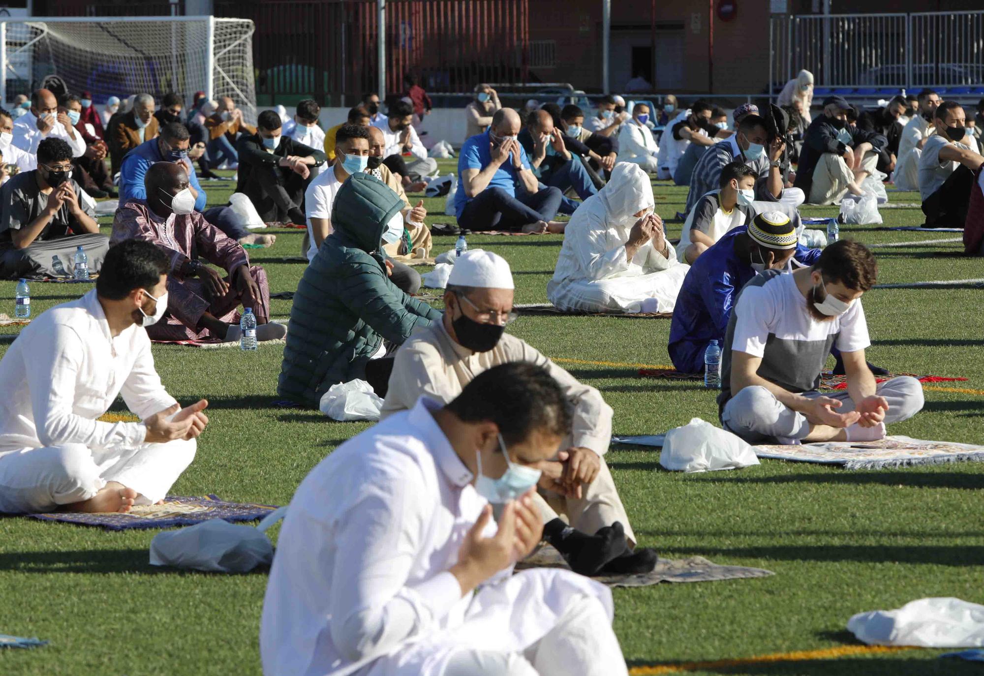 Cientos de musulmanes celebraron en Sagunt el fin del Ramadán.
