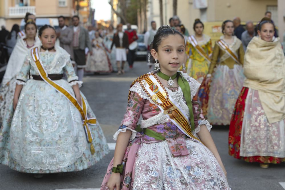 Visita de cortesía a las fallas del Port de Sagunt