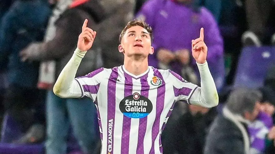 Resumen, goles y highlights del Real Valladolid 3 - 0 Cádiz CF de la jornada 33 de LaLiga Hypermotion