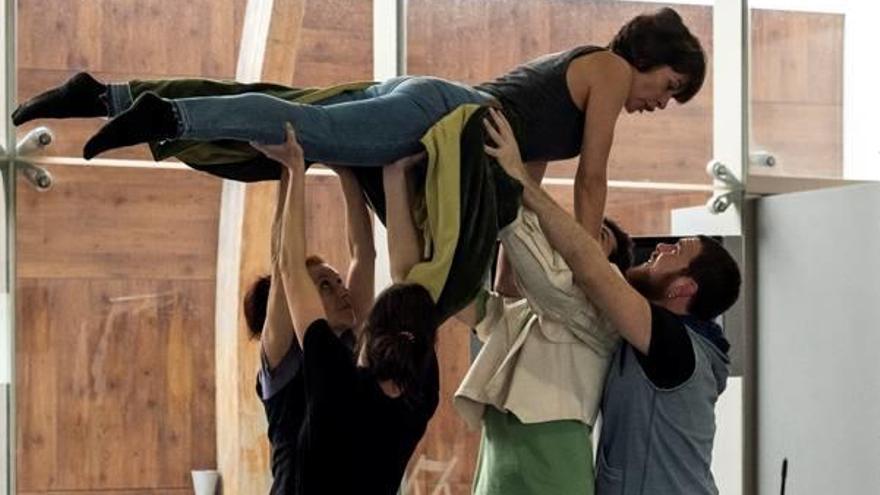 Un ensayo de «Jo vaig veure sorra blava a la platea del Teatre Principal».