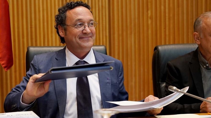 Álvaro García anuncia que decidirá la prescripción del terrorismo tras oír a la Junta de Fiscales