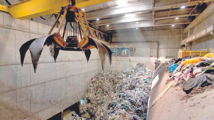 La Policía criba 15.000 toneladas de basura en Mallorca en busca de restos de Agostina Rubini