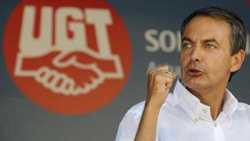 Zapatero anuncia que las pensiones mínimas ganarán poder adquisitivo en el 2010