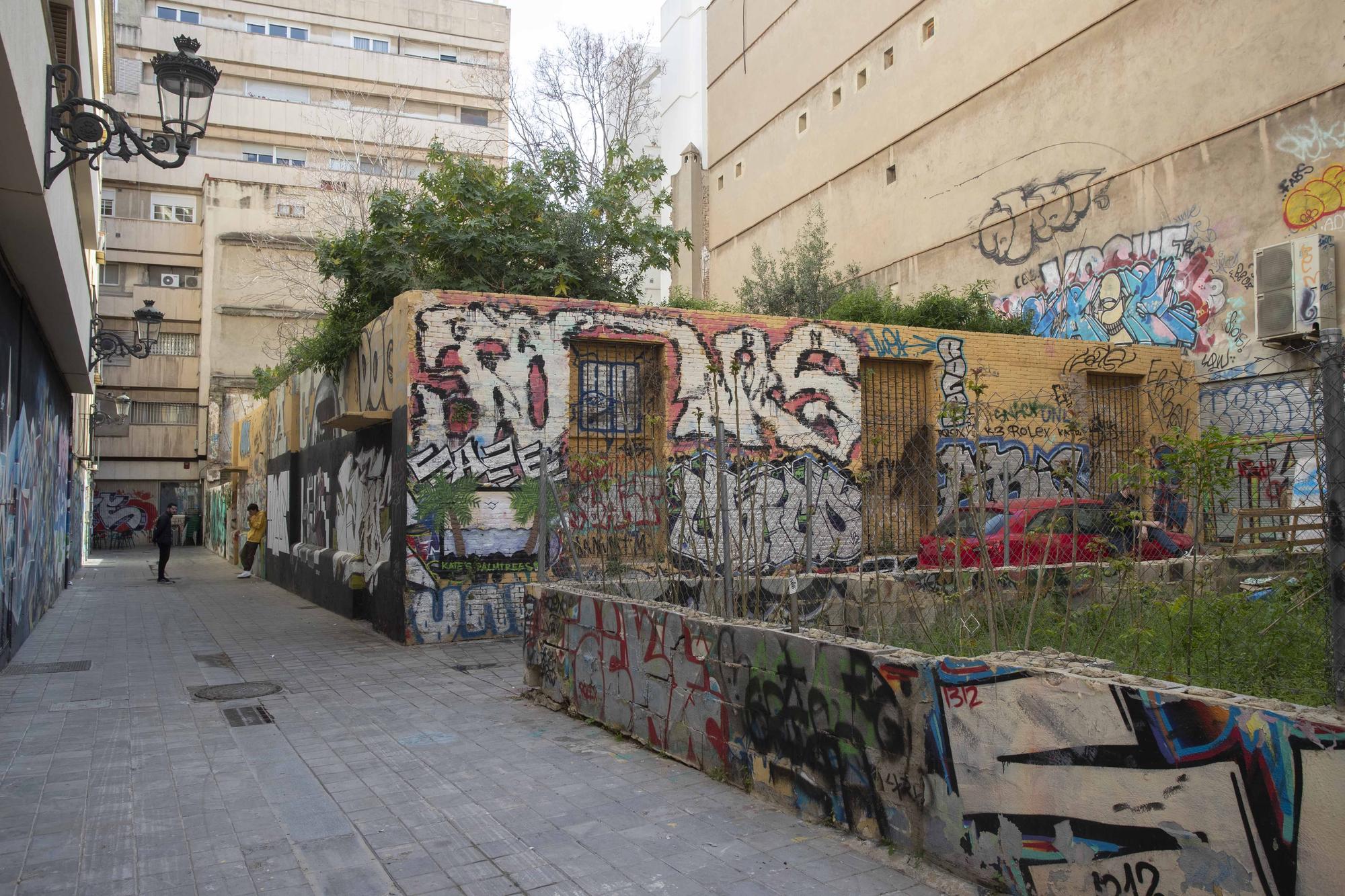 La València insólita en sus callejones sin salida.