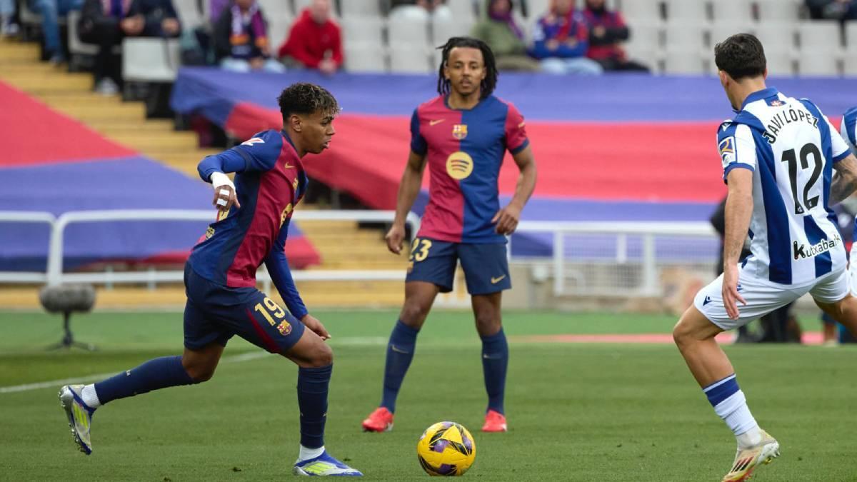 Lamine, en un lance del encuentro ante la Real