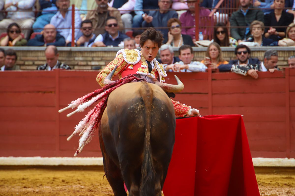 Roca Rey abre la puesta de los Califas tras cortar tres orejas