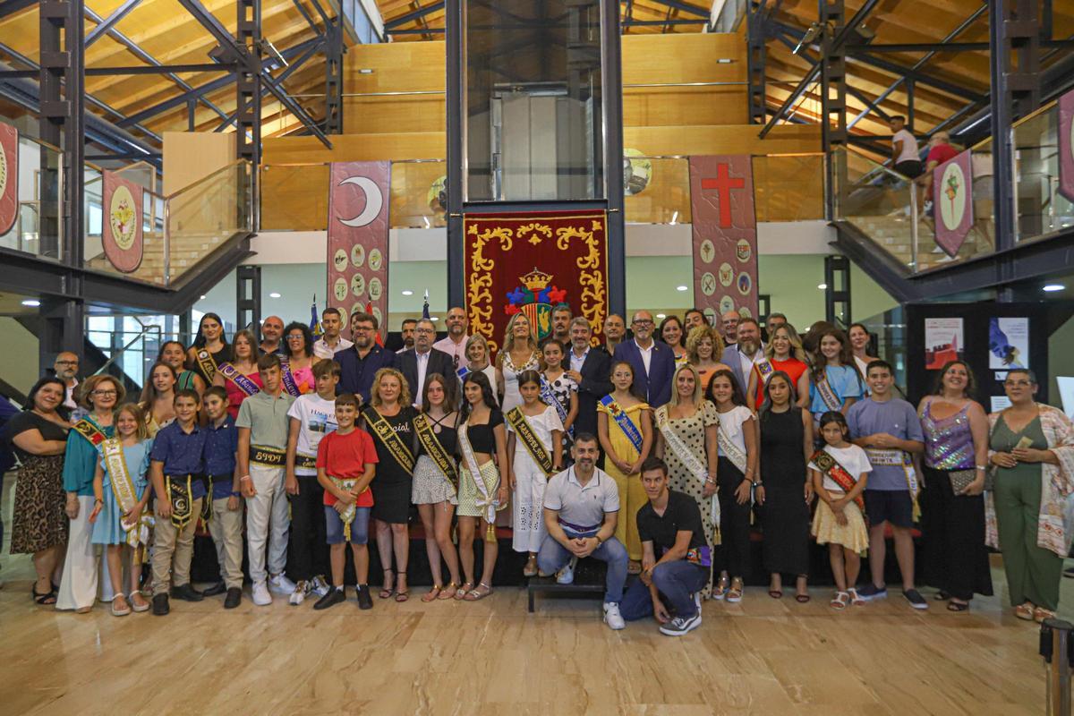 Recepción de cargos festeros Moros y Cristianos de Orihuela Recepción de cargos festeros Moros y Cristianos de Orihuela