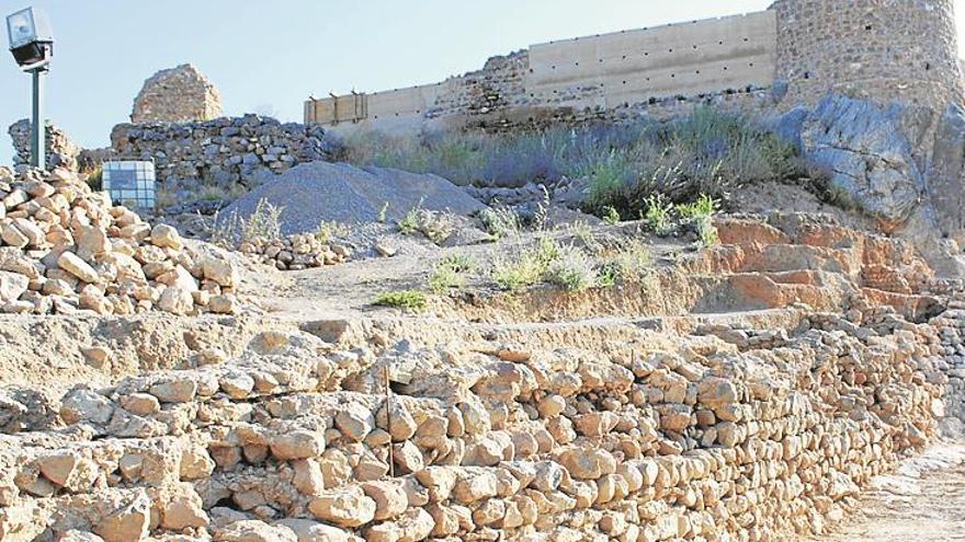 Descubren estancias en la albacara del Castell Vell