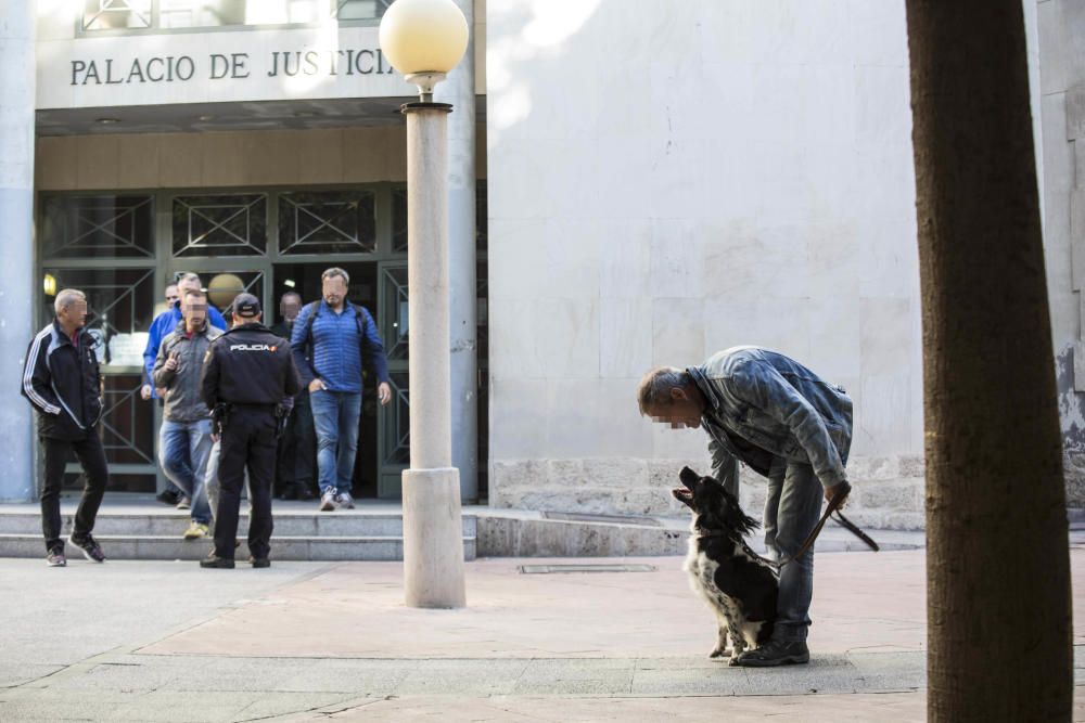 Un falso aviso de bomba obliga a desalojar los juzgados durante unas horas