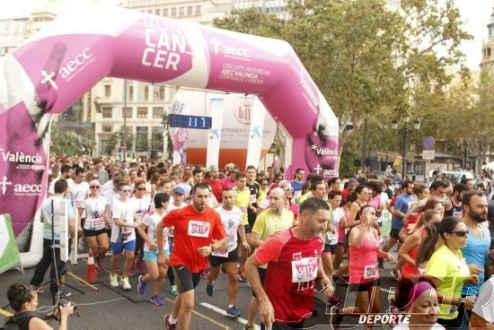 Búscate en la galería de la jornada contra el cáncer en Valencia