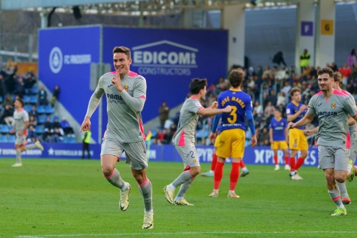 Diego Collado celebra el que ha sido su primer gol esta temporada que no sirvió para ganar en Andorra.