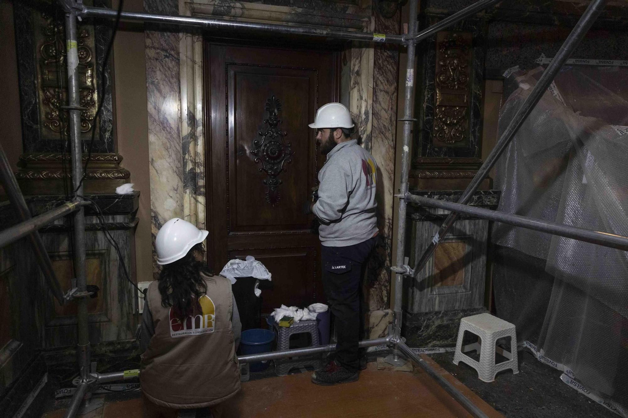 La Alcaldesa visita las obras del hemiciclo del Ayuntamiento