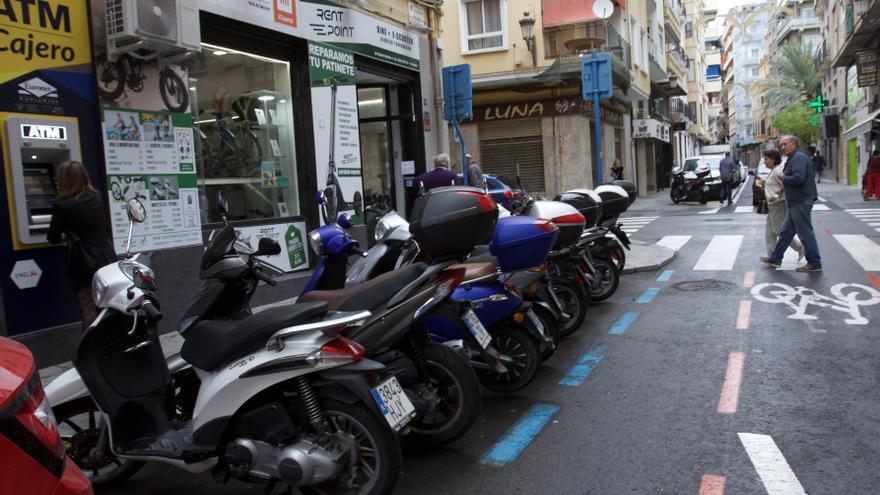 Videoencuesta: ¿Qué te parece que las motos paguen en la zona azul?