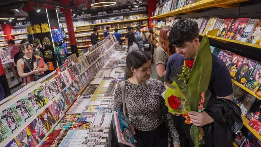 Sant Jordi contra Cthulhu: el paseo de Sant Joan cumple 12 años de Diada literalmente fantástica