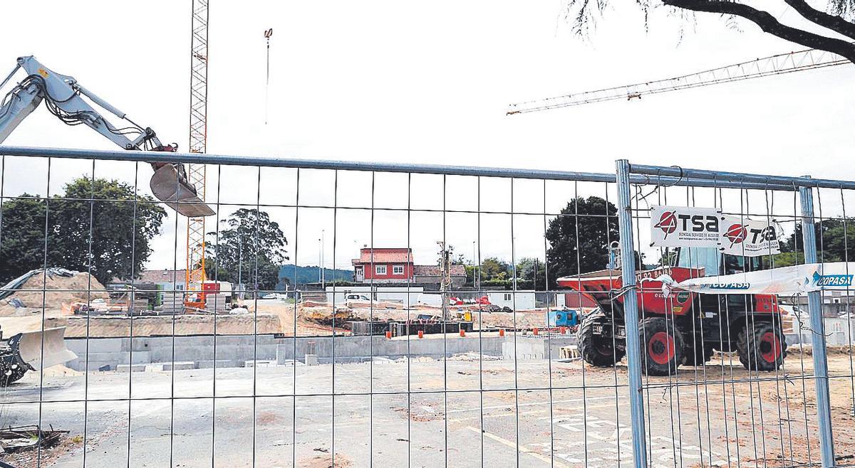 Obras de construcción del centro de protonterapia