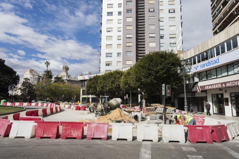 La avenida de Navarro Reverter ya tiene carril bus en ambos extremos de la calzada