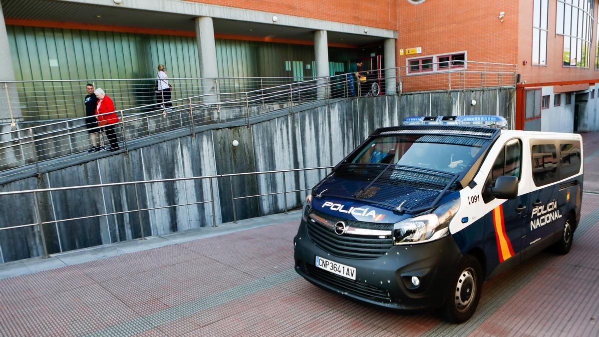 Policía Nacional en Gijón