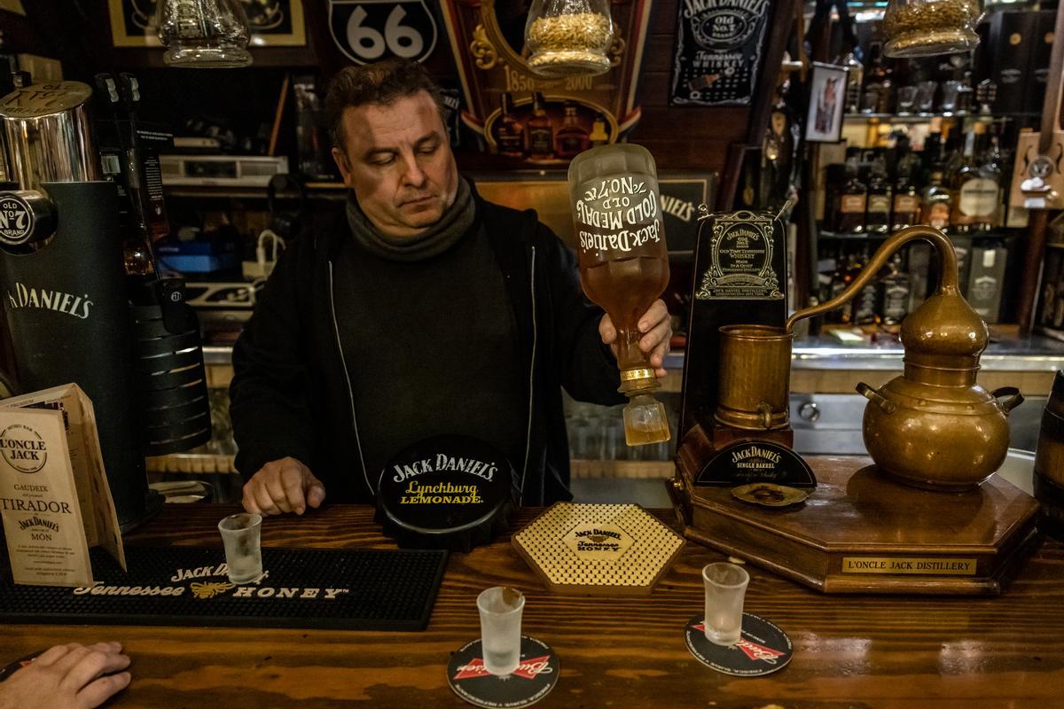 El último año de LOncle Jack, un museo-bar dedicado al Jack Daniels y una emblemática sala de conciertos en LHospitalet.