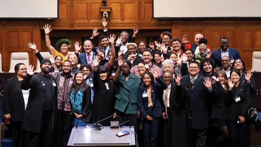 ¿Quiénes son los 27 jóvenes activistas del Pacífico que han liderado &quot;el juicio climático del siglo&quot; ante el tribunal internacional de La Haya?