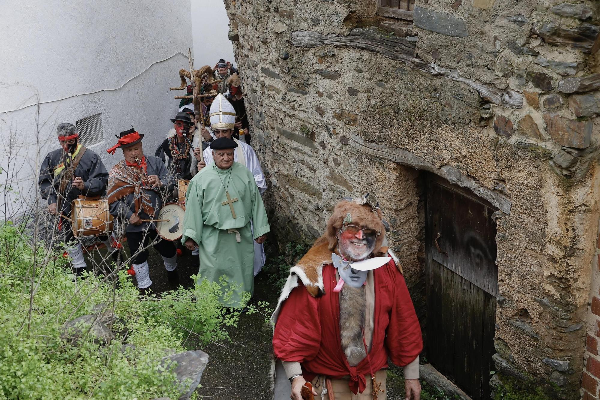 GALERÍA | El carnval jurdano, tradición y misterio en la pedanía de Cambrón