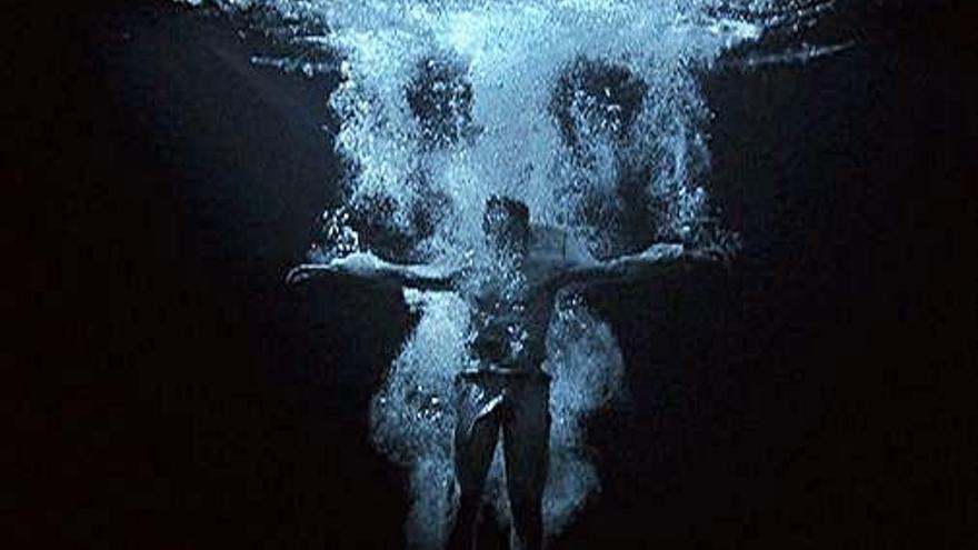 Una imatge de la videoinstal·lació «Ascension», de Bill Viola.