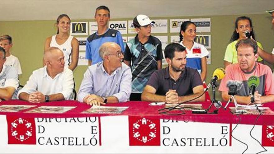 Puesta de largo en Castellón al mejor circuito de tenis de base de España