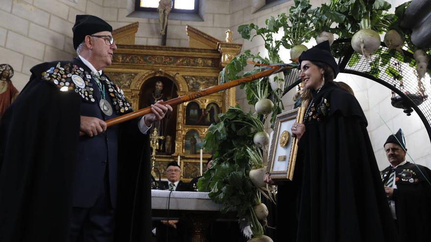 Nabos que se comen a besos en La Foz: así fue la particular ceremonia gastronómica de Morcín