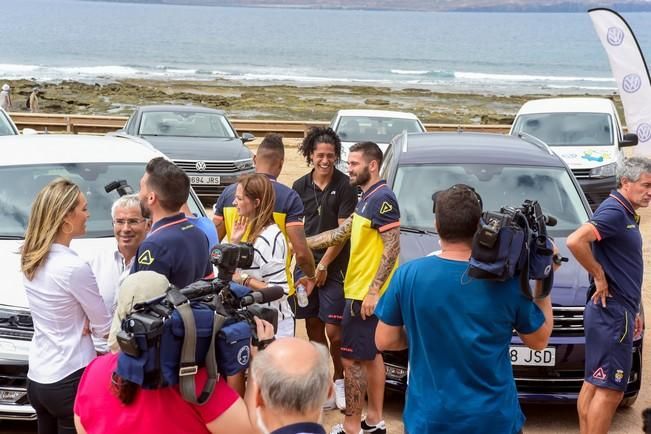 . Entrega de coches Domingo Alonso a los ...