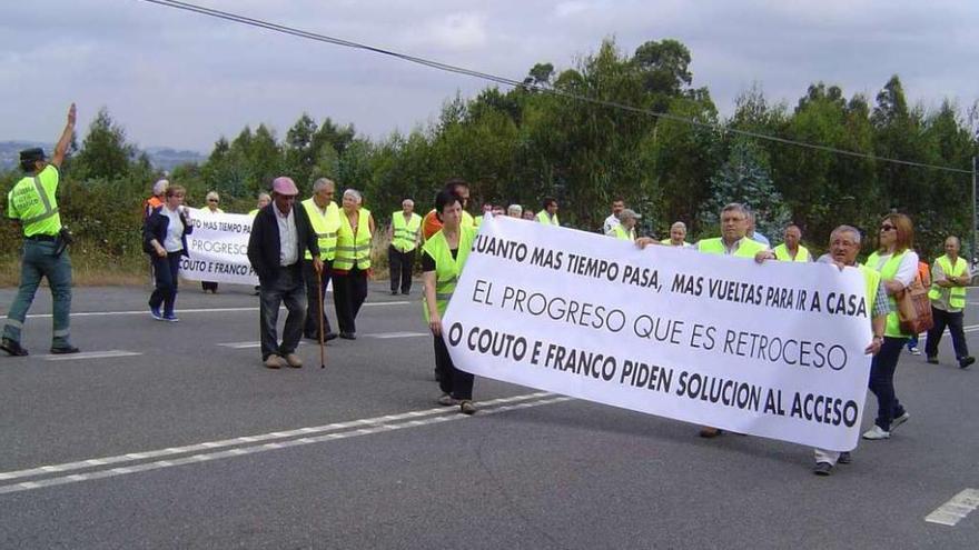 Imagen de la manifestación de los vecinos de Montouto del pasado día 12.