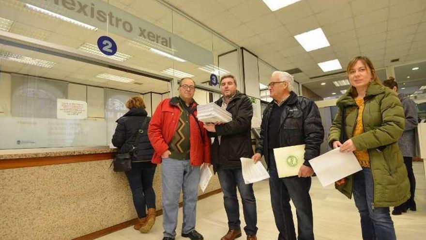 La Federación Castelao presentó 1.101 alegaciones. // G. Santos