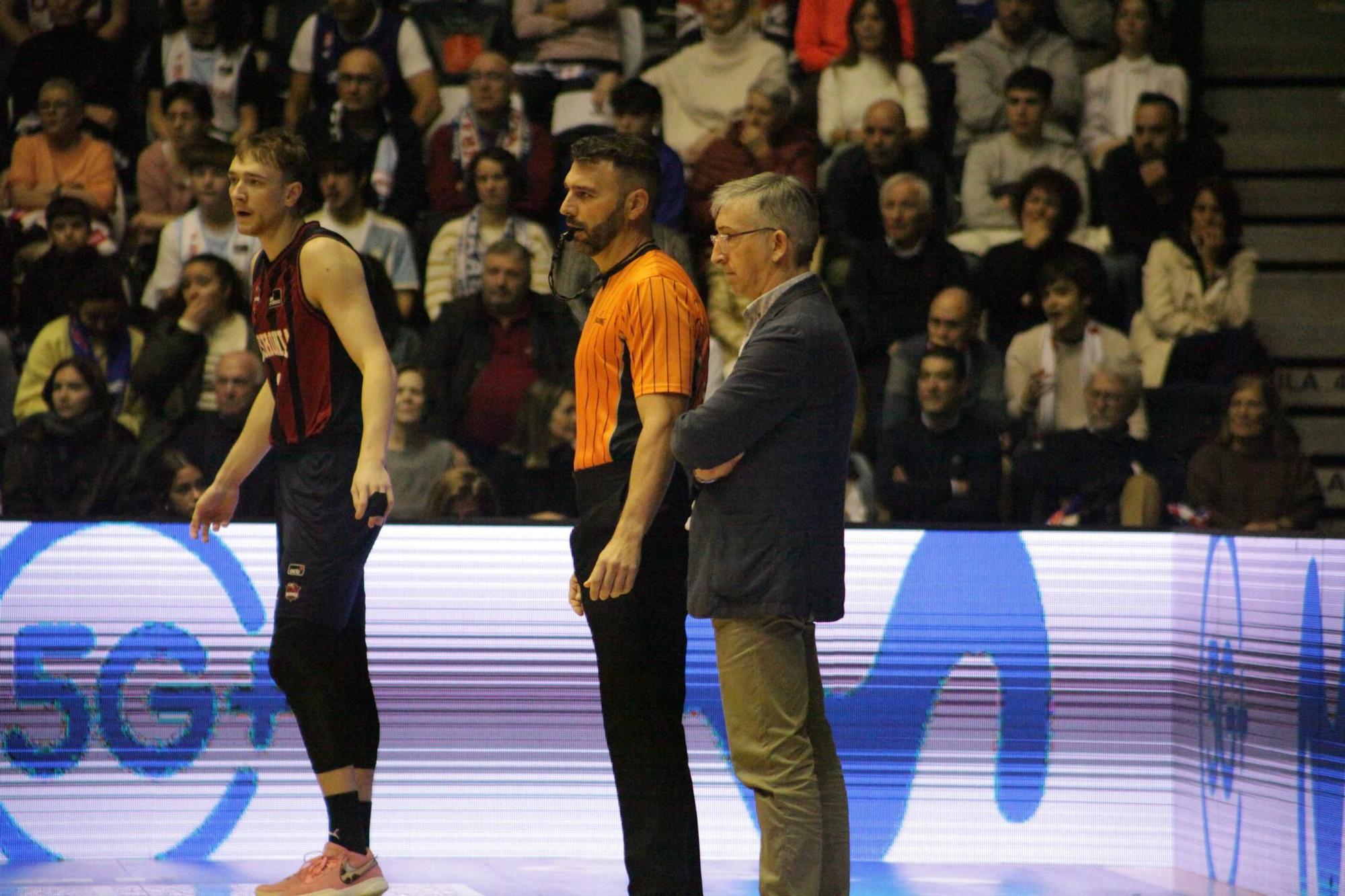 Jordan Howard se viste de héroe y el Obra celebra una victoria para el recuerdo ante Baskonia