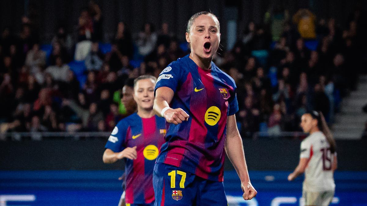 Pajor celebra su gol ante el Benfica