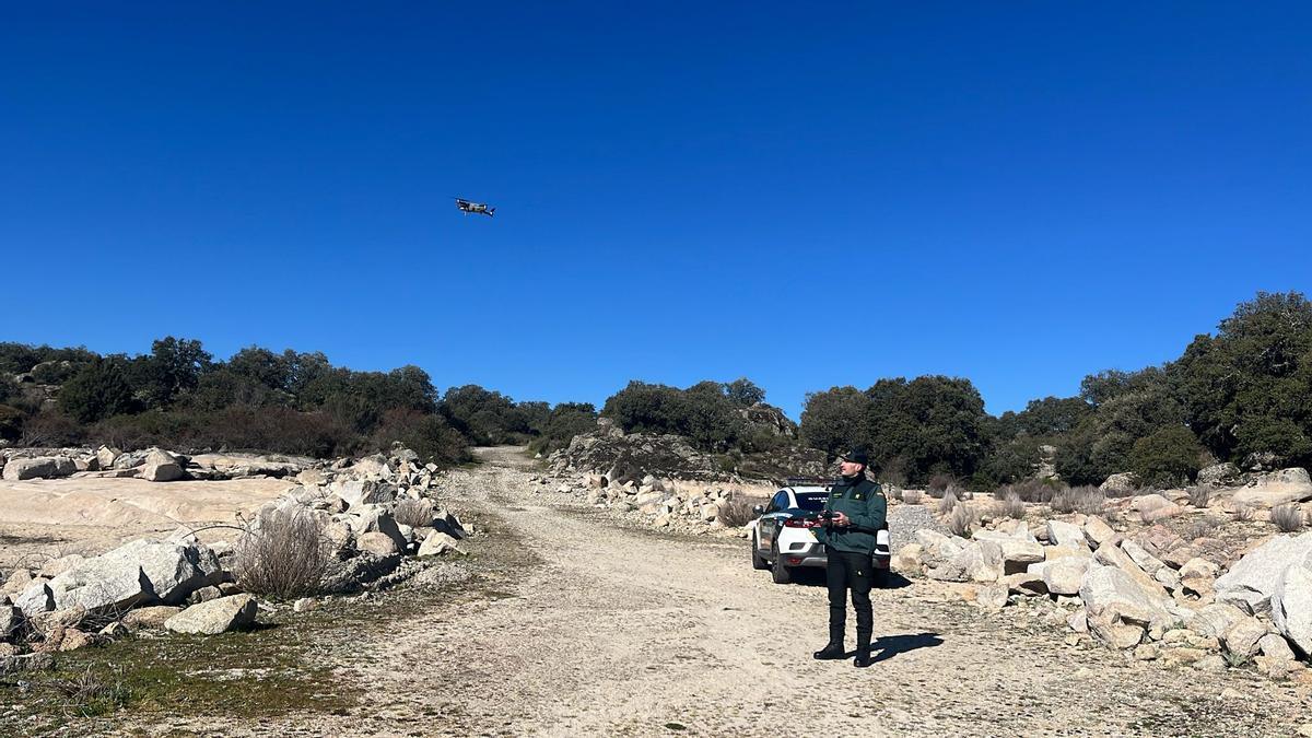 GALERÍA | Tareas de búsqueda de la Guardia Civil del desaparecido en Arquillinos