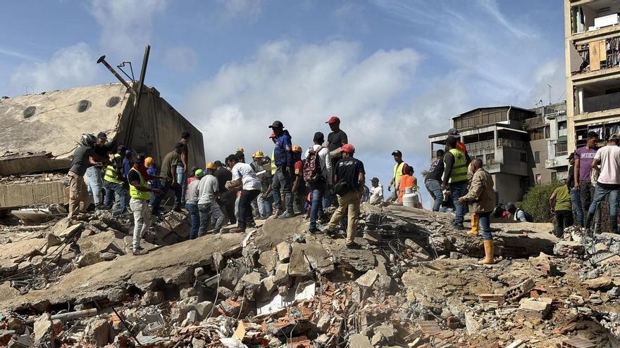 La delegada del Gobierno de Canarias en Venezuela, Isabel Jara, desaparecida tras quedar su edificio en escombros