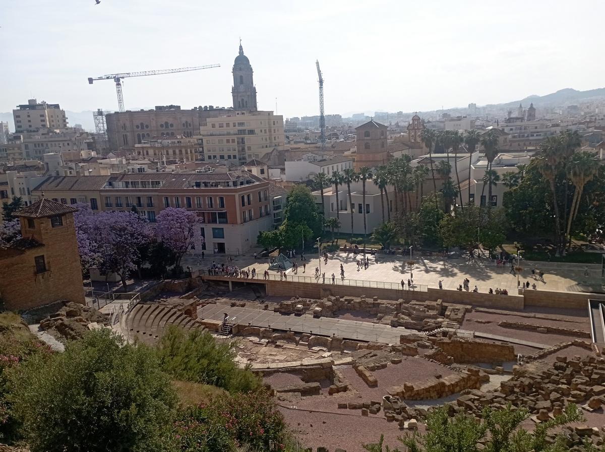 Otra vista de Málaga desde el mirador de la Alcazaba, el mes pasado.