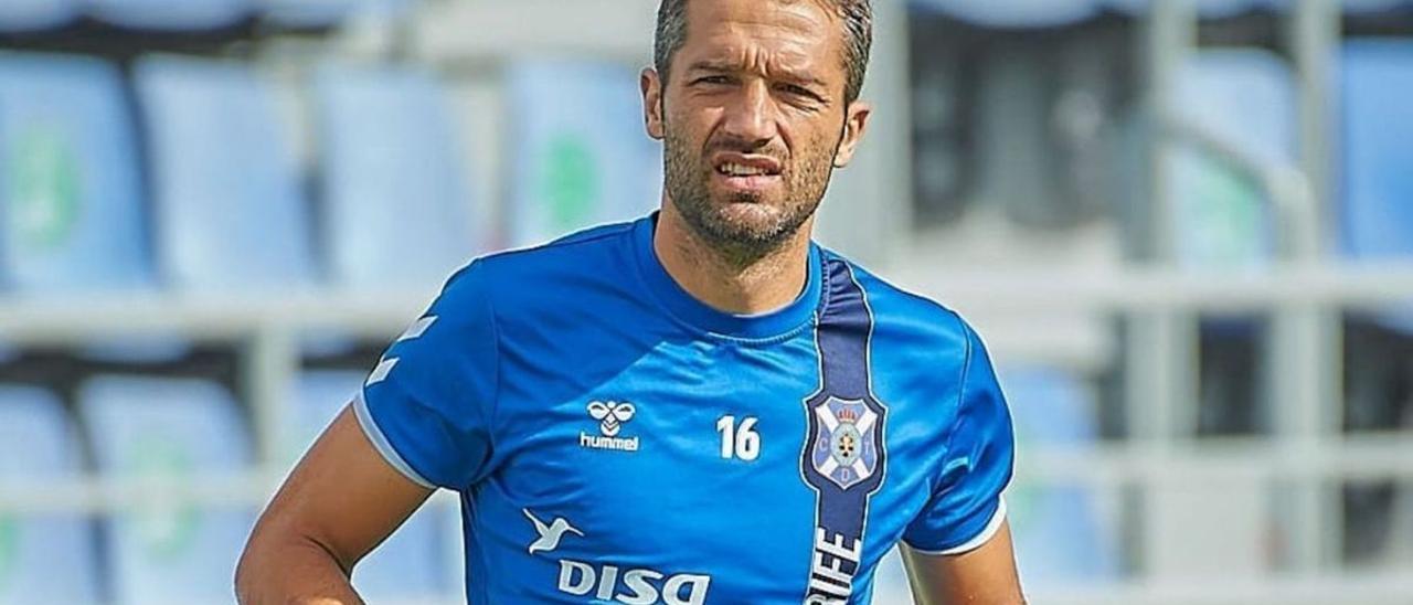 Aitor Sanz, entrenando en el Heliodoro Rodríguez López.