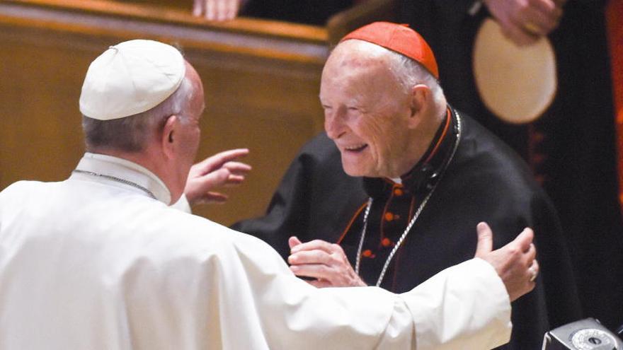 El Papa, junto a Theodore McCarrick en una imagen de archivo