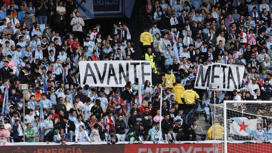 La afición del Celta muestra su apoyo a los trabajadores del metal de Vigo