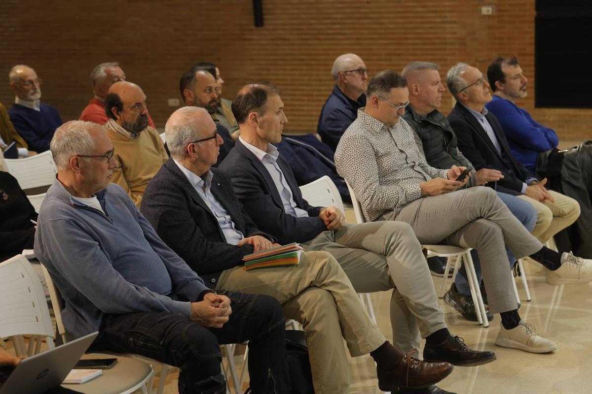 El Salón de Actos reunió a representantes del deporte valenciano