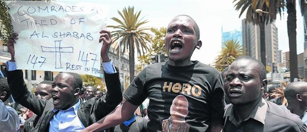Protestes reclamant més seguretat a Kenya després de la massacre de Garissa, dimarts passat.