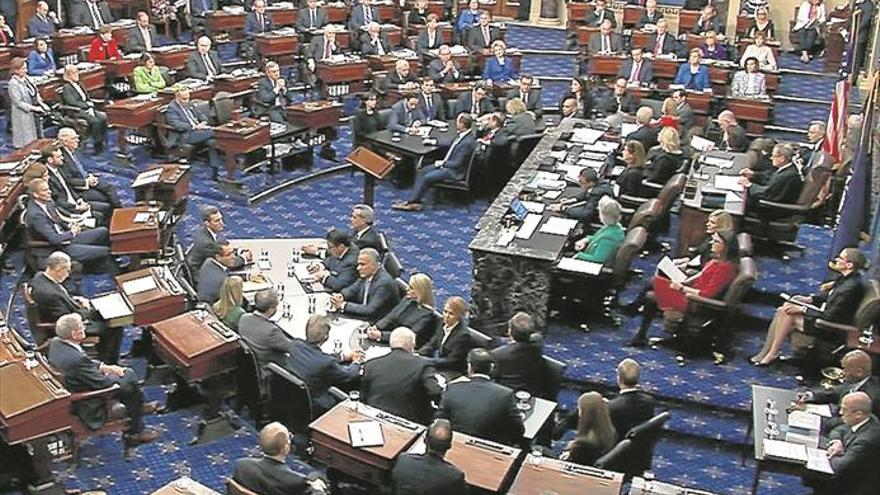 El Senado de EEUU absuelve a Trump de todos los cargos